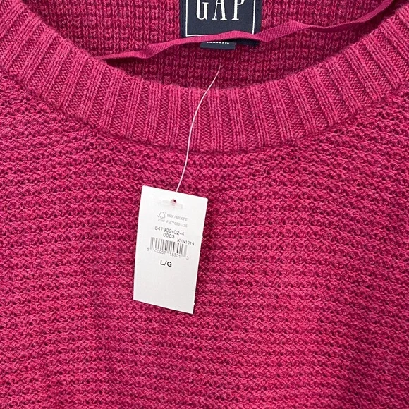 GAP Women's Fuchsia Crew Neck Sweater - Picture 9 of 9